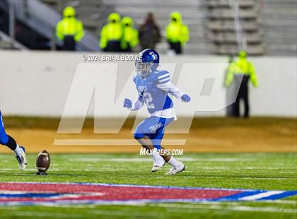 Thumbnail 3 in Abbeville vs Cross (SCHSL 1A Final) photogallery.