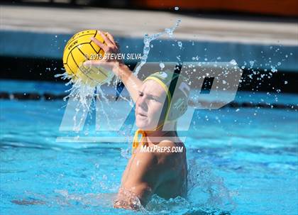 Thumbnail 2 in Mar Vista vs. La Costa Canyon (CIF SDS D2 Quarterfinal) photogallery.