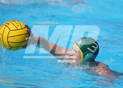 Thumbnail 2 in Mar Vista vs. La Costa Canyon (CIF SDS D2 Quarterfinal) photogallery.
