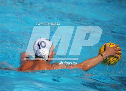 Thumbnail 2 in Mar Vista vs. La Costa Canyon (CIF SDS D2 Quarterfinal) photogallery.