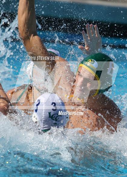 Thumbnail 2 in Mar Vista vs. La Costa Canyon (CIF SDS D2 Quarterfinal) photogallery.