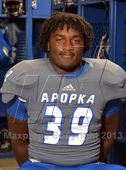 Thumbnail 1 in Apopka (Preseason Top 25 Photo Shoot)  photogallery.