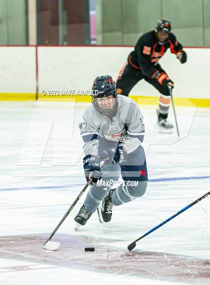 Thumbnail 3 in Kimball Union Academy vs. Kent School (Exeter Invitational) photogallery.