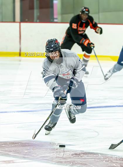 Thumbnail 2 in Kimball Union Academy vs. Kent School (Exeter Invitational) photogallery.