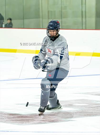 Thumbnail 2 in Kimball Union Academy vs. Kent School (Exeter Invitational) photogallery.