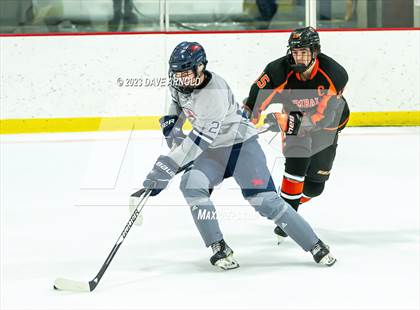 Thumbnail 3 in Kimball Union Academy vs. Kent School (Exeter Invitational) photogallery.