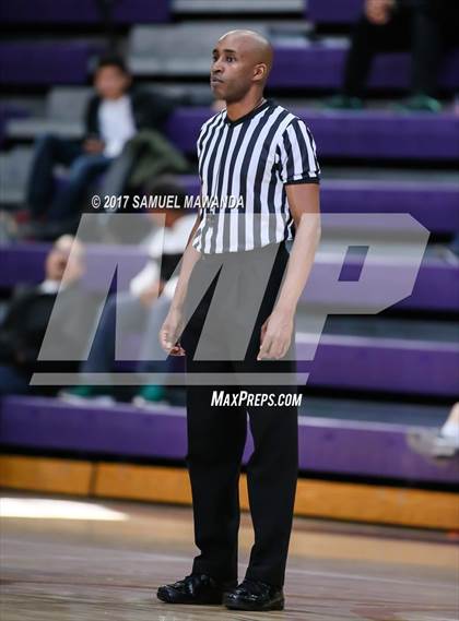 Thumbnail 2 in Cleveland vs Marshall photogallery.
