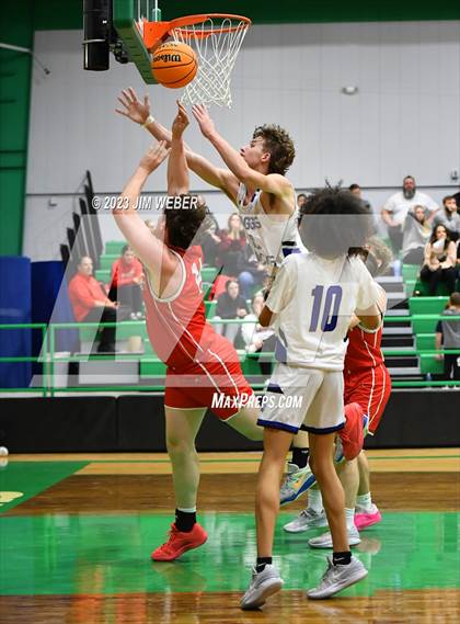 Thumbnail 1 in Stigler vs. Braggs photogallery.