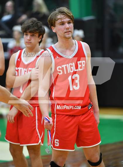 Thumbnail 2 in Stigler vs. Braggs photogallery.