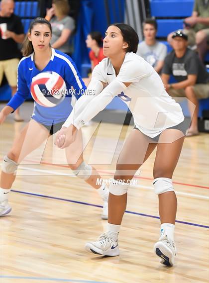 Thumbnail 1 in Lincoln vs. Norco (Nike TOC Southwest) photogallery.