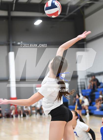 Thumbnail 3 in Lincoln vs. Norco (Nike TOC Southwest) photogallery.