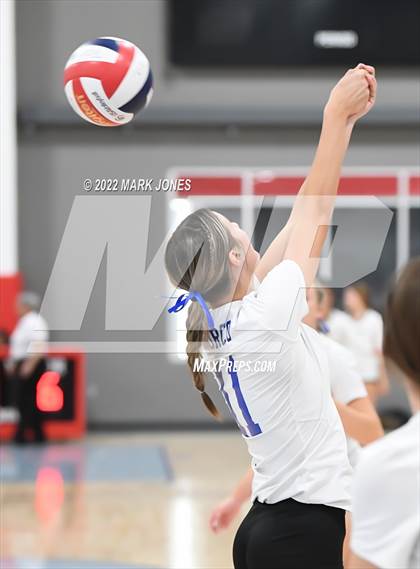 Thumbnail 3 in Lincoln vs. Norco (Nike TOC Southwest) photogallery.