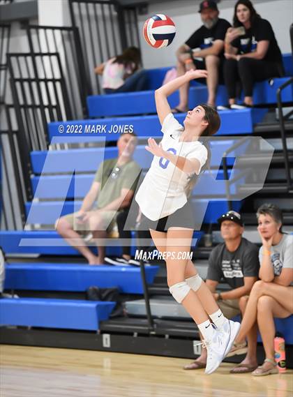 Thumbnail 3 in Lincoln vs. Norco (Nike TOC Southwest) photogallery.