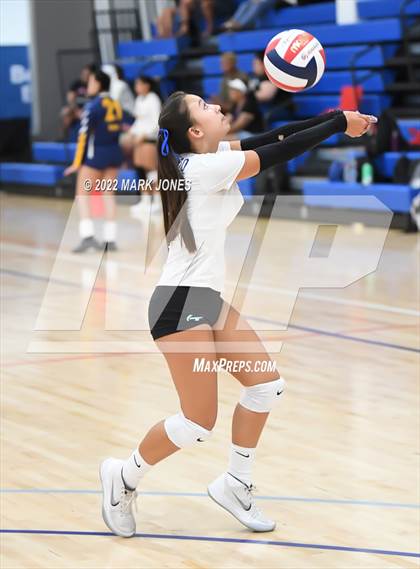 Thumbnail 1 in Lincoln vs. Norco (Nike TOC Southwest) photogallery.