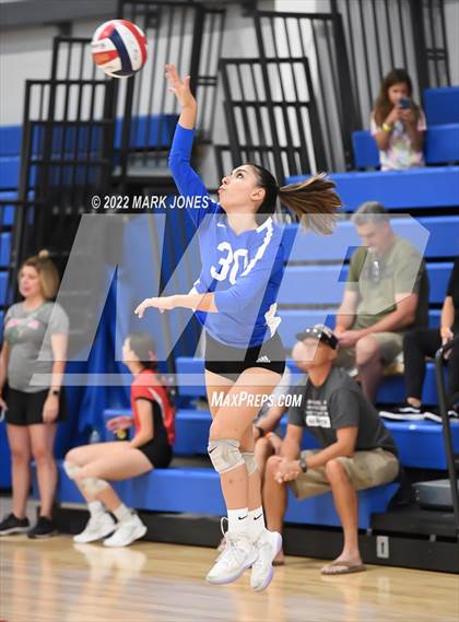 Thumbnail 3 in Lincoln vs. Norco (Nike TOC Southwest) photogallery.