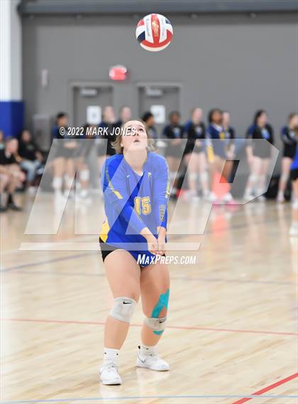 Thumbnail 1 in Lincoln vs. Norco (Nike TOC Southwest) photogallery.