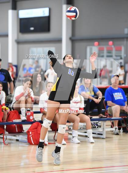 Thumbnail 1 in Lincoln vs. Norco (Nike TOC Southwest) photogallery.