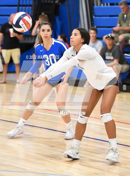 Thumbnail 2 in Lincoln vs. Norco (Nike TOC Southwest) photogallery.
