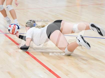 Thumbnail 1 in Lincoln vs. Norco (Nike TOC Southwest) photogallery.