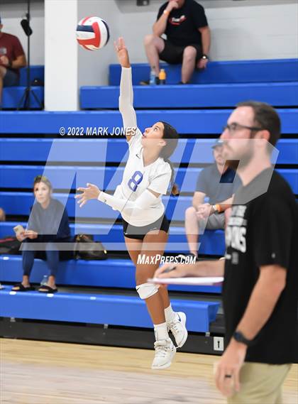 Thumbnail 1 in Lincoln vs. Norco (Nike TOC Southwest) photogallery.