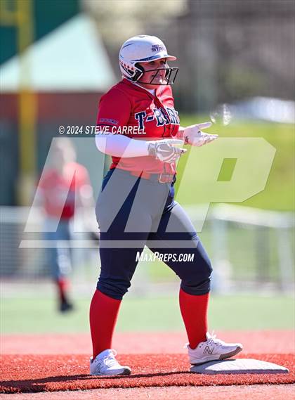Thumbnail 1 in Las Plumas @ Trinity (Anderson Tournament) photogallery.