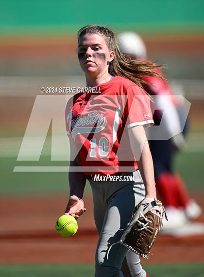 Thumbnail 1 in Las Plumas @ Trinity (Anderson Tournament) photogallery.