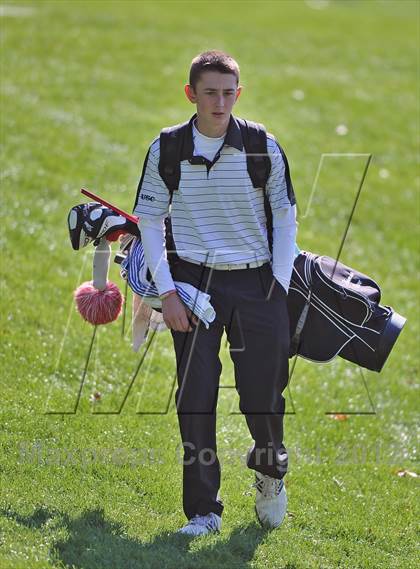 Thumbnail 2 in PIAA Boys Golf Championships photogallery.