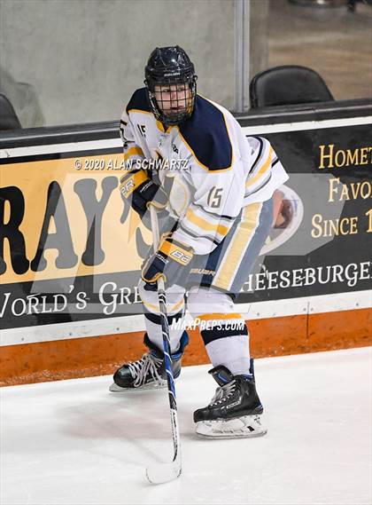 Thumbnail 2 in Victor vs. Pittsford (Section 5 Semifinal) photogallery.