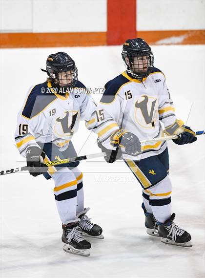 Thumbnail 2 in Victor vs. Pittsford (Section 5 Semifinal) photogallery.