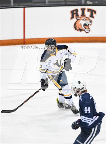 Thumbnail 1 in Victor vs. Pittsford (Section 5 Semifinal) photogallery.