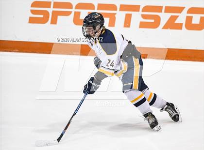 Thumbnail 3 in Victor vs. Pittsford (Section 5 Semifinal) photogallery.