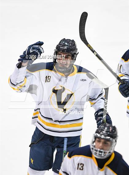 Thumbnail 3 in Victor vs. Pittsford (Section 5 Semifinal) photogallery.
