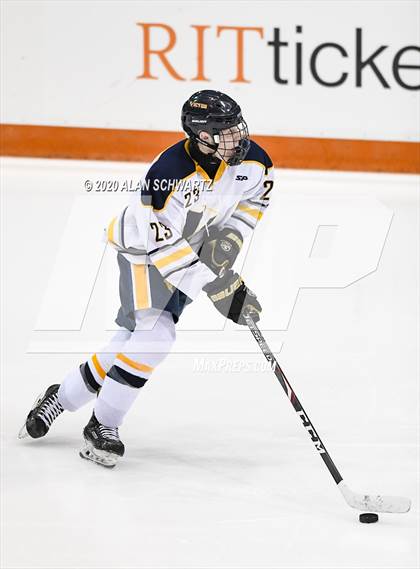 Thumbnail 2 in Victor vs. Pittsford (Section 5 Semifinal) photogallery.