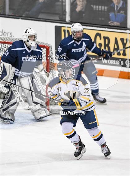 Thumbnail 3 in Victor vs. Pittsford (Section 5 Semifinal) photogallery.