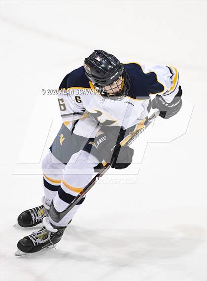 Thumbnail 3 in Victor vs. Pittsford (Section 5 Semifinal) photogallery.