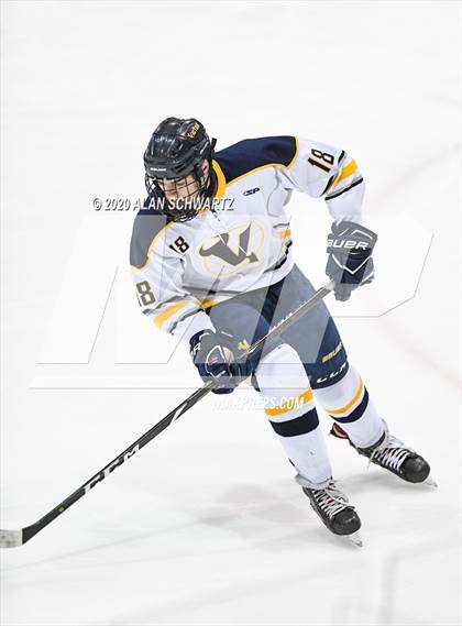 Thumbnail 2 in Victor vs. Pittsford (Section 5 Semifinal) photogallery.