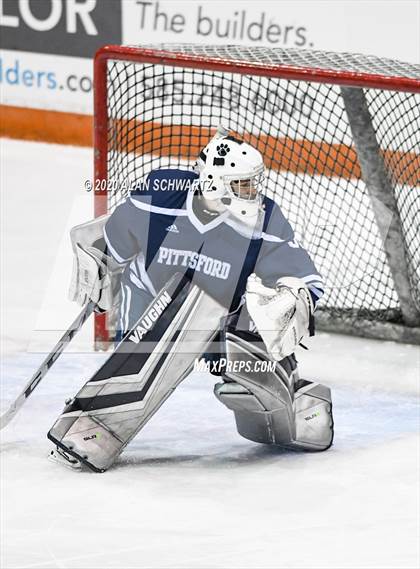 Thumbnail 3 in Victor vs. Pittsford (Section 5 Semifinal) photogallery.