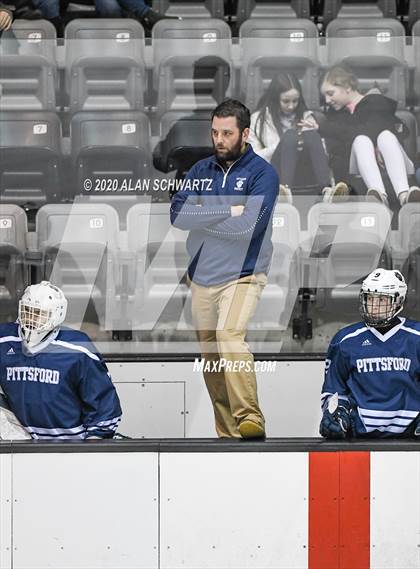 Thumbnail 3 in Victor vs. Pittsford (Section 5 Semifinal) photogallery.