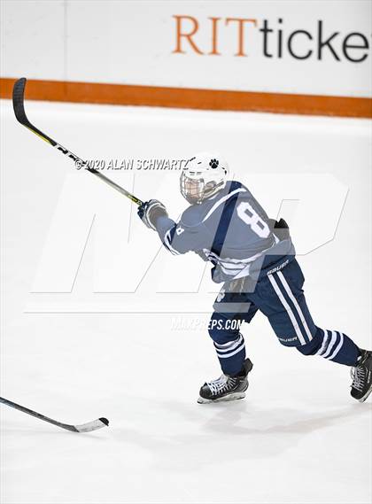 Thumbnail 3 in Victor vs. Pittsford (Section 5 Semifinal) photogallery.
