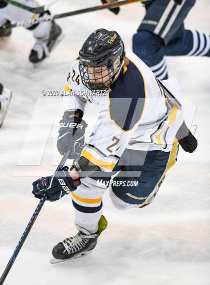Thumbnail 3 in Victor vs. Pittsford (Section 5 Semifinal) photogallery.
