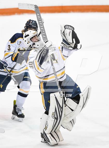 Thumbnail 1 in Victor vs. Pittsford (Section 5 Semifinal) photogallery.