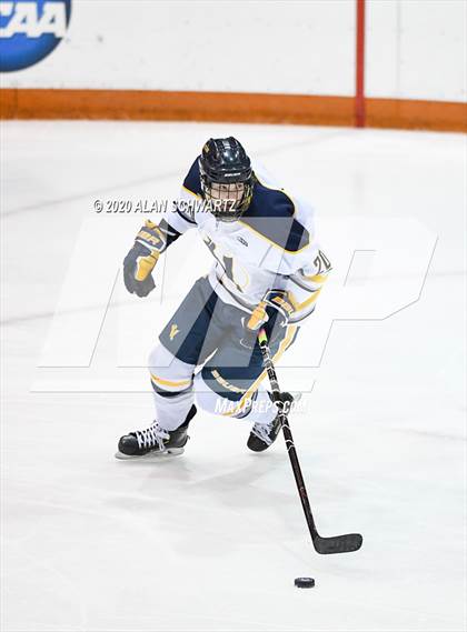 Thumbnail 2 in Victor vs. Pittsford (Section 5 Semifinal) photogallery.
