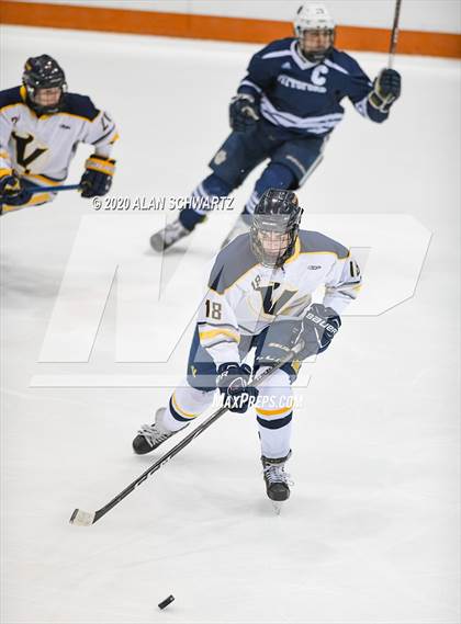 Thumbnail 3 in Victor vs. Pittsford (Section 5 Semifinal) photogallery.