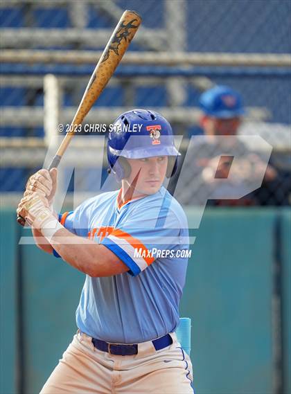 Thumbnail 3 in Thunderbird @ Yuma Catholic photogallery.
