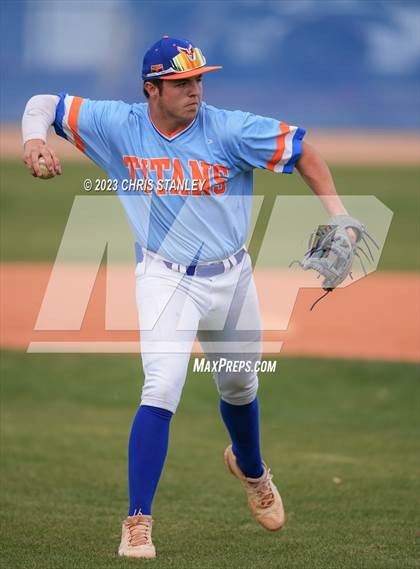 Thumbnail 1 in Thunderbird @ Yuma Catholic photogallery.