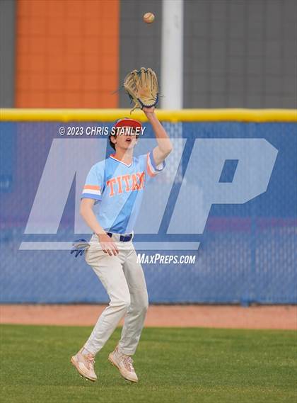 Thumbnail 3 in Thunderbird @ Yuma Catholic photogallery.