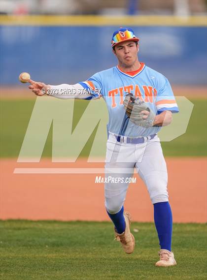 Thumbnail 1 in Thunderbird @ Yuma Catholic photogallery.
