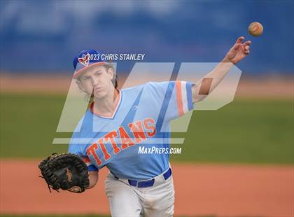 Thumbnail 3 in Thunderbird @ Yuma Catholic photogallery.