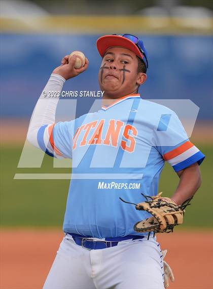 Thumbnail 1 in Thunderbird @ Yuma Catholic photogallery.