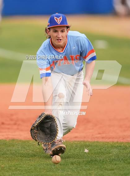 Thumbnail 2 in Thunderbird @ Yuma Catholic photogallery.